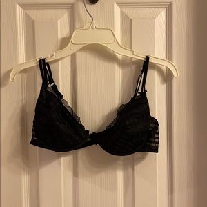 Vintage sexy black push-up bra. Sz 36D